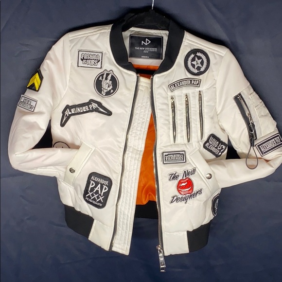 The New Designers by Alexander Pap - Picture 5 of 8